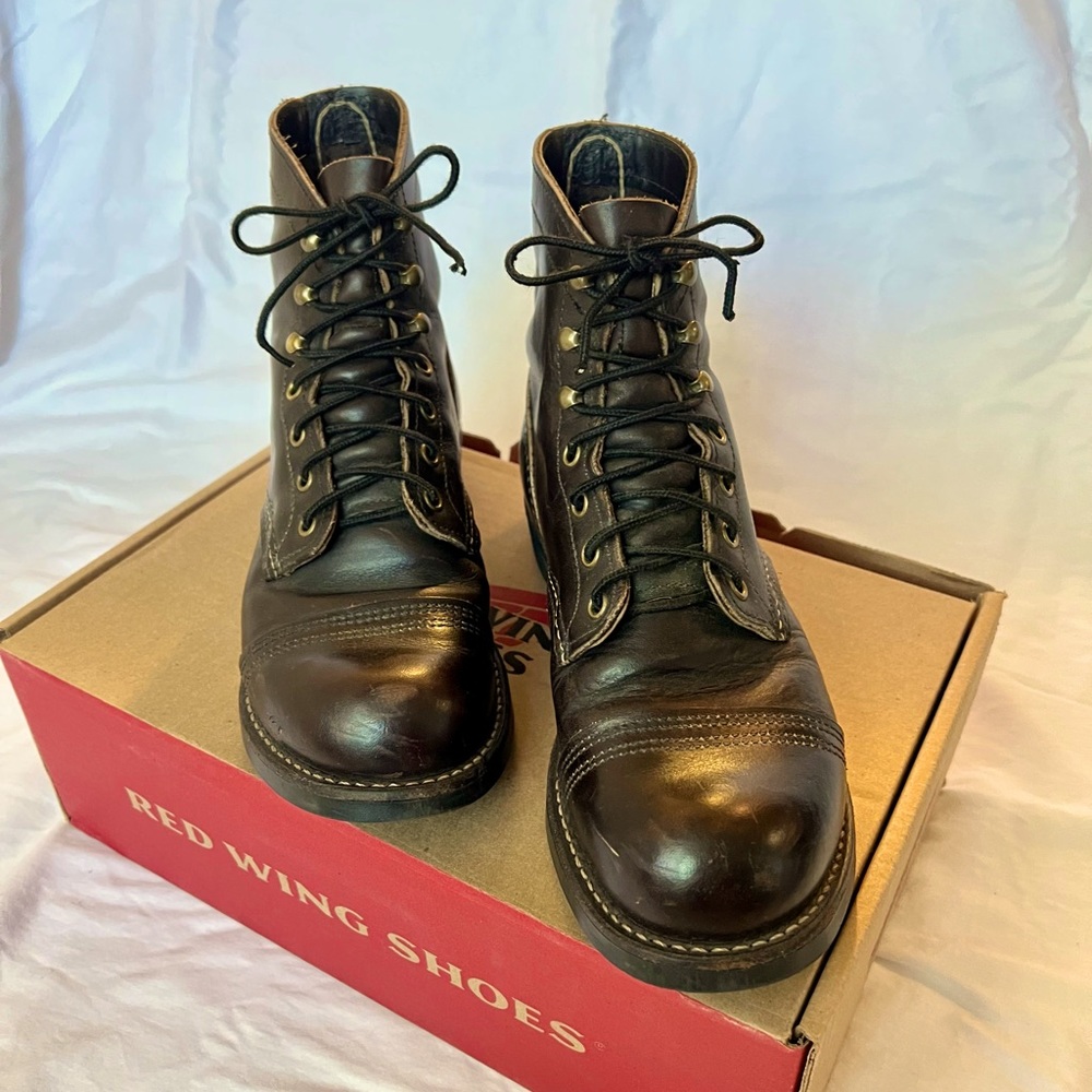 Men’s RED WING Heritage 4605 EBONY HARNESS IRON RANGER Boots size7D Rare
